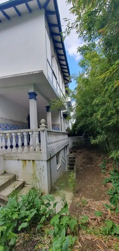 Vista exterior de Casa adosada en venda en Bilbao  amb Aire condicionat, Calefacció i Jardí privat