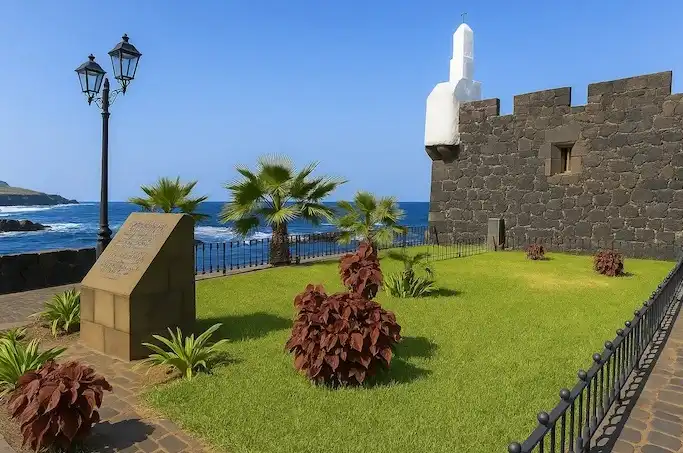 Jardí de Casa adosada en venda en Garachico amb Terrassa, Traster i Forn