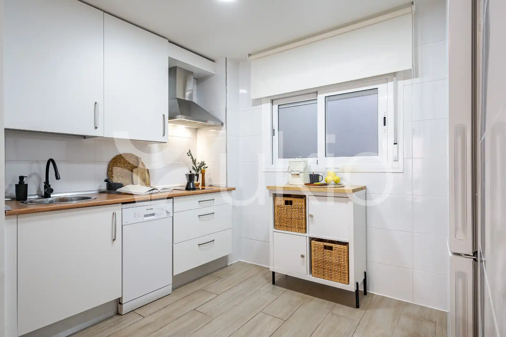 Kitchen of Apartments for rent in Madrid  with Air Conditioner, Heating and Furnished