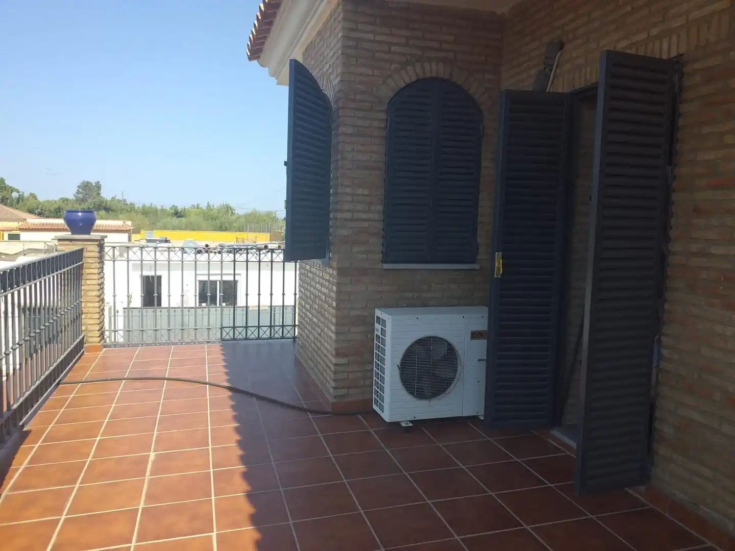 Terrassa de Casa o xalet en venda en El Puerto de Santa María amb Aire condicionat, Calefacció i Jardí privat