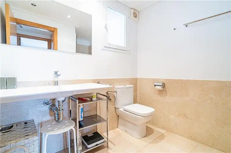 Bathroom of Flat for sale in Llucmajor  with Air Conditioner, Terrace and Community pool