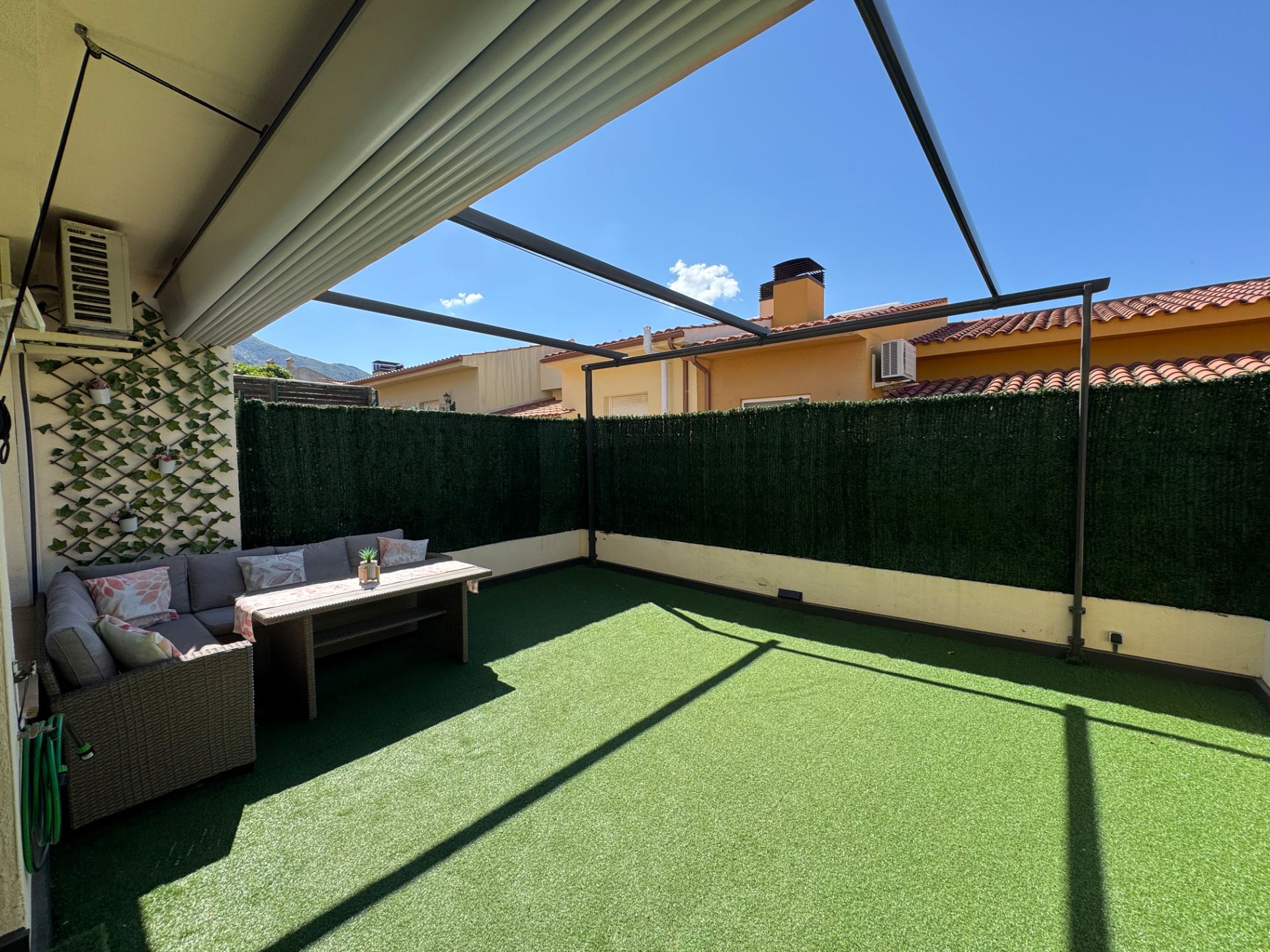 Terrassa de Casa o xalet en venda en Palau-saverdera amb Aire condicionat, Calefacció i Jardí privat