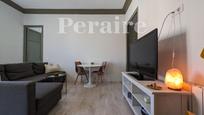 Bedroom of Flat for sale in  Barcelona Capital  with Balcony