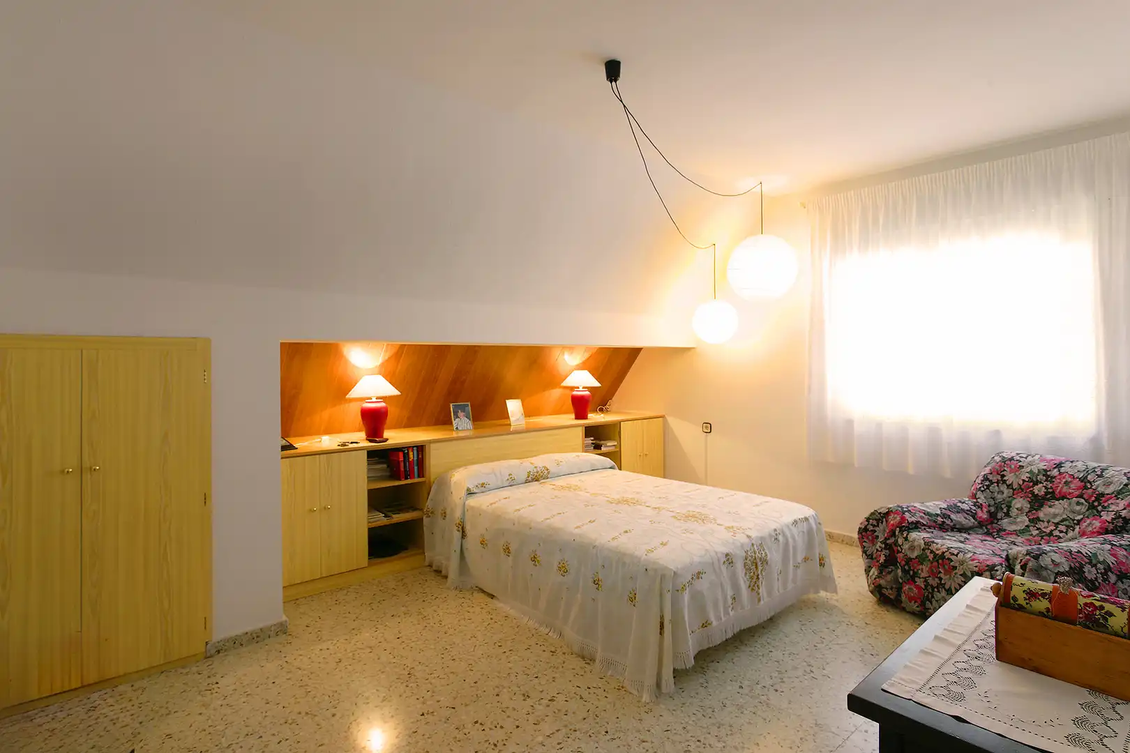 Bedroom of Houses for sale in Palacios del Sil  with Furnished