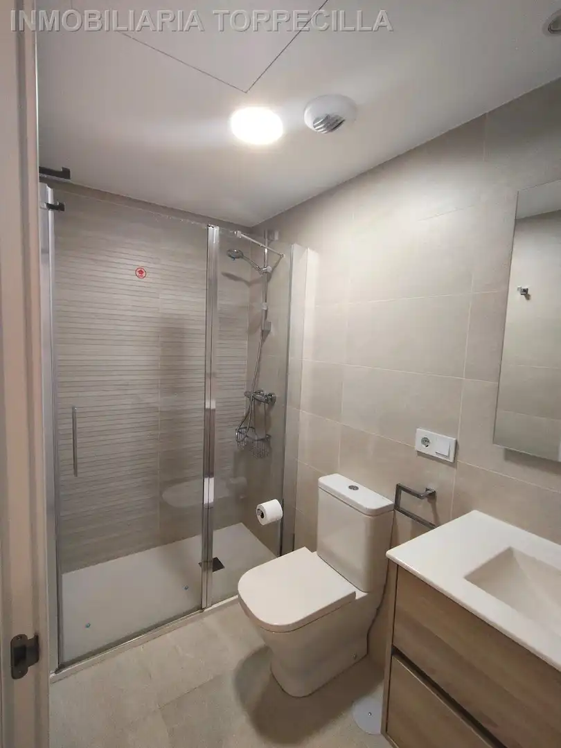 Baño de Piso de alquiler en Valladolid con Parquet, Terraza y Trastero