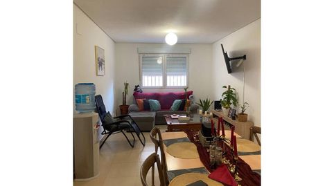 Foto 2 de Piso en venta en Calle San Isidro, Centro de Especialidades, Ocaña