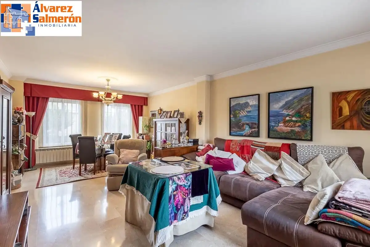 Living room of Houses for sale in Huétor Vega  with Air Conditioner, Heating and Terrace