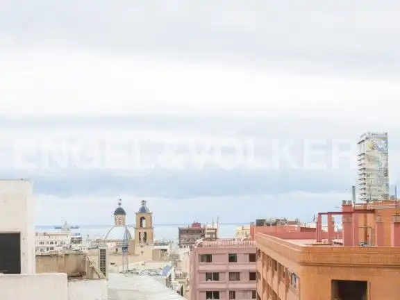 Ático en venta en Calle General Primo de Rivera, 8, Barrio del Centro