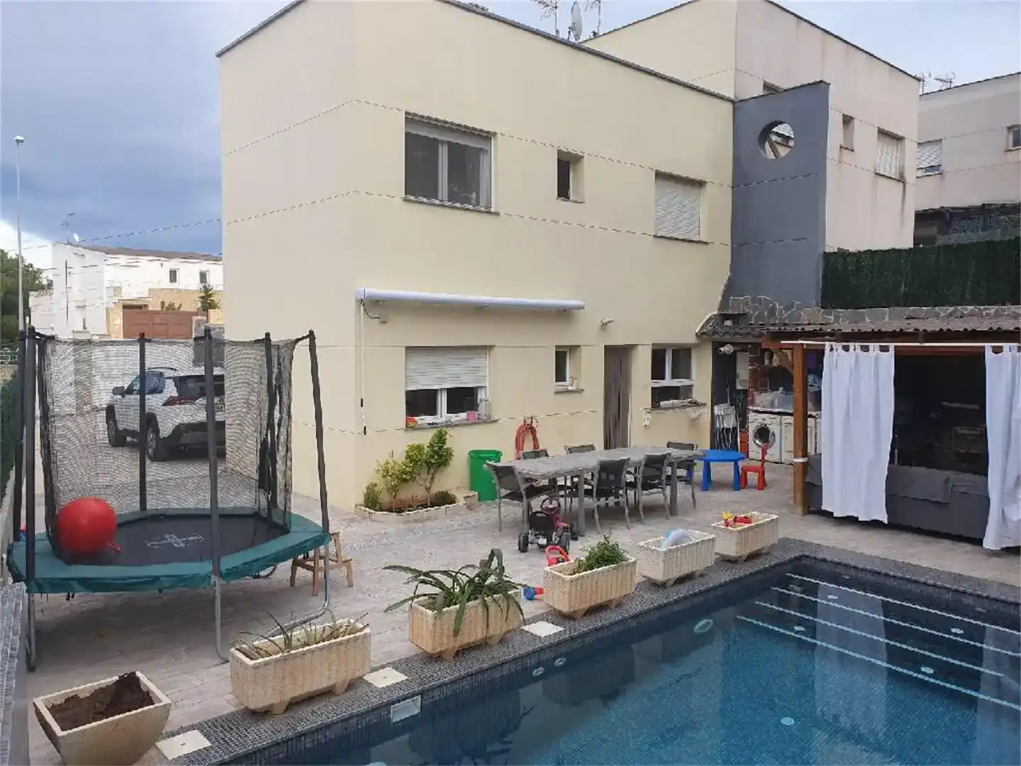 Piscina de Casa adosada en venda en L'Alcora amb Aire condicionat i Piscina