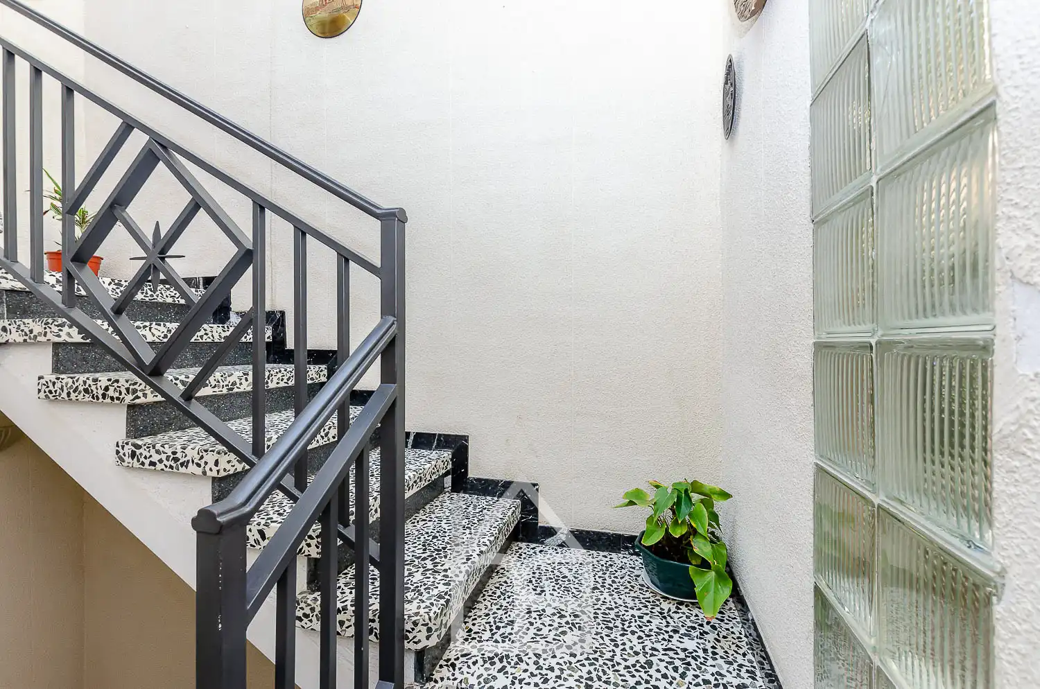 Adosado con terraza en venta en Carrer de Josep Torras i Bages, imagen 7