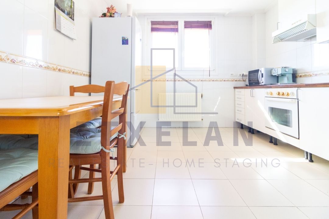 Kitchen of Flat for sale in Berriz  with Air Conditioner, Heating and Storage room