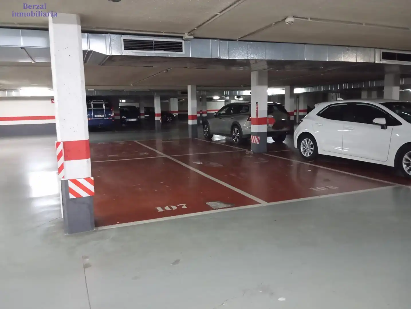 Aparcament de Garatge en venda en  Logroño