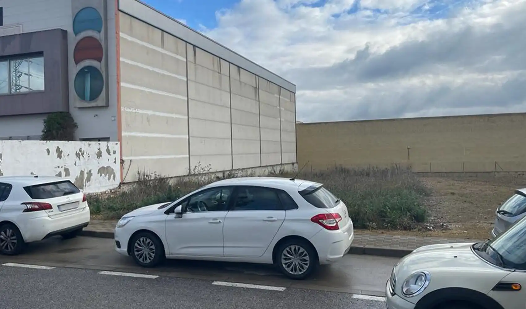 Aparcament de Terreny industrial en venda en Salteras
