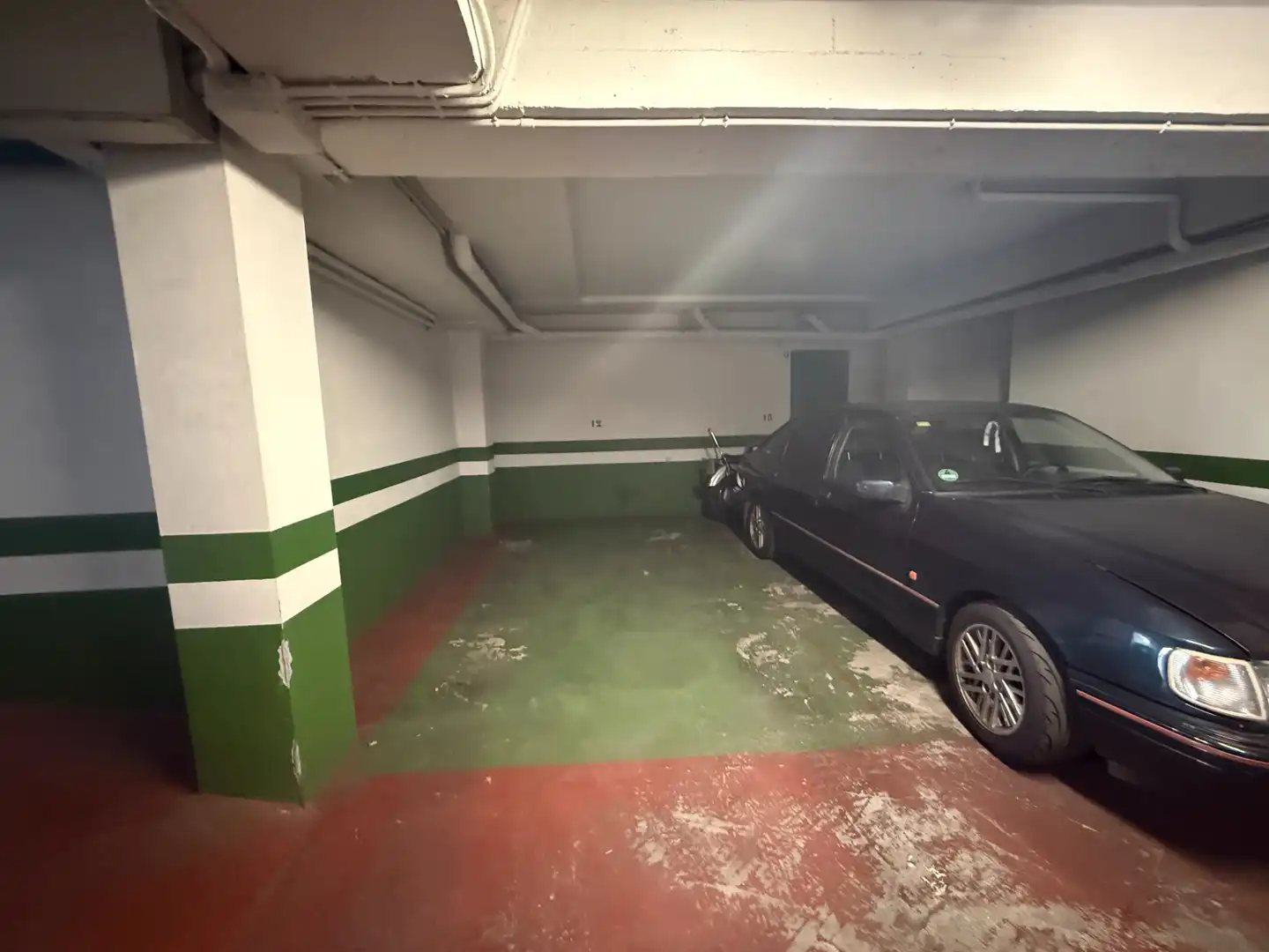 Parking de Piso en venta en Palencia con Calefacción, Parquet y Trastero