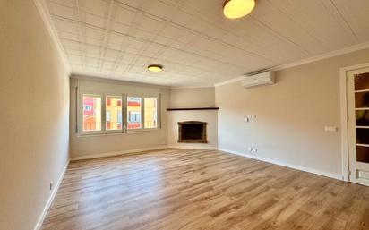 Living room of Flat for sale in Palafrugell  with Air Conditioner and Terrace