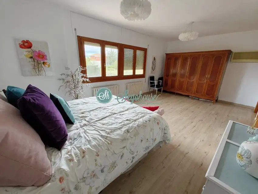 Bedroom of Houses for sale in Segovia  with Heating