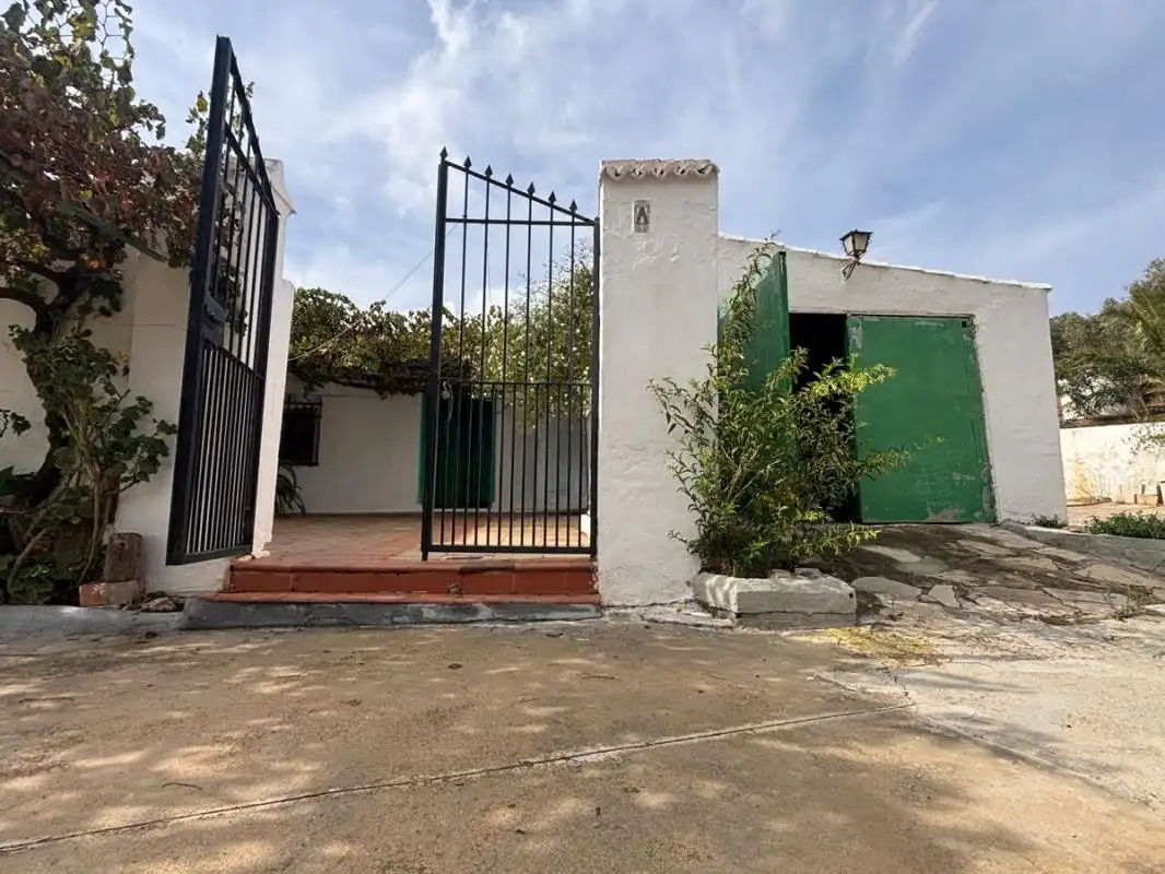 Casa rústica con jardín en venta en Polígono 133 Parcela 66 LAGUNILLAS, imagen 8