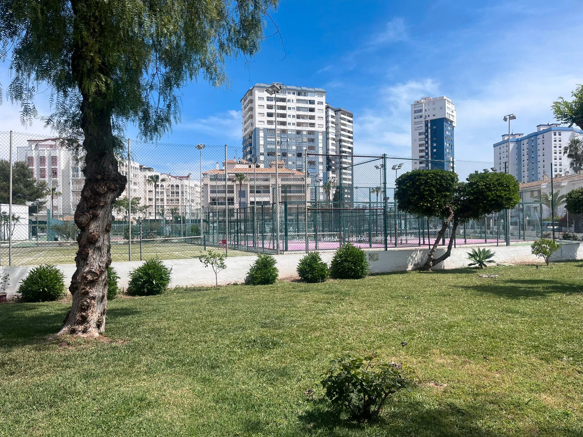 Exterior view of Apartment for sale in El Puig de Santa Maria  with Terrace and Balcony
