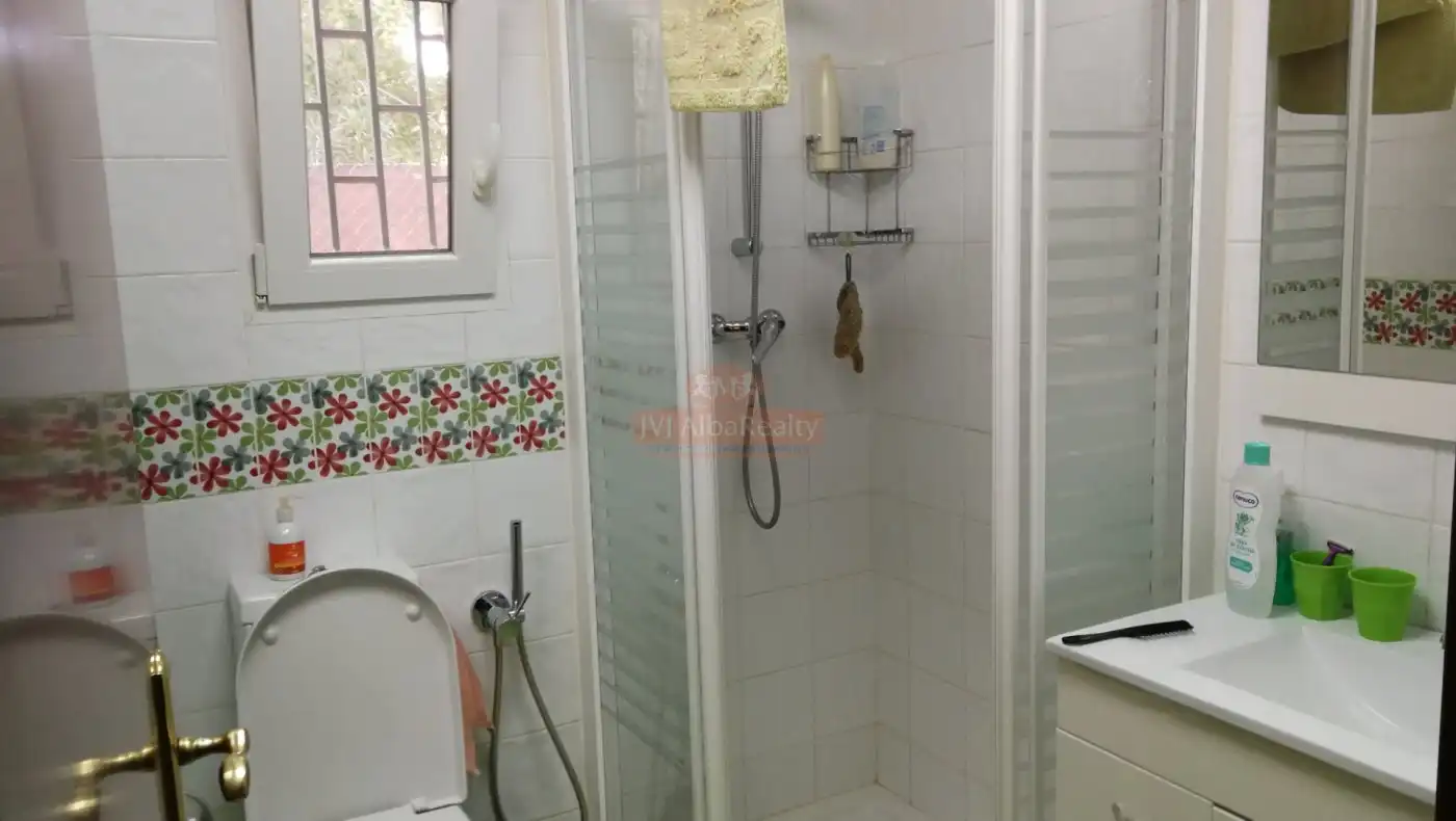 Badezimmer von Haus oder Chalet zum Verkauf in Albacete mit Abstellraum und Balkon