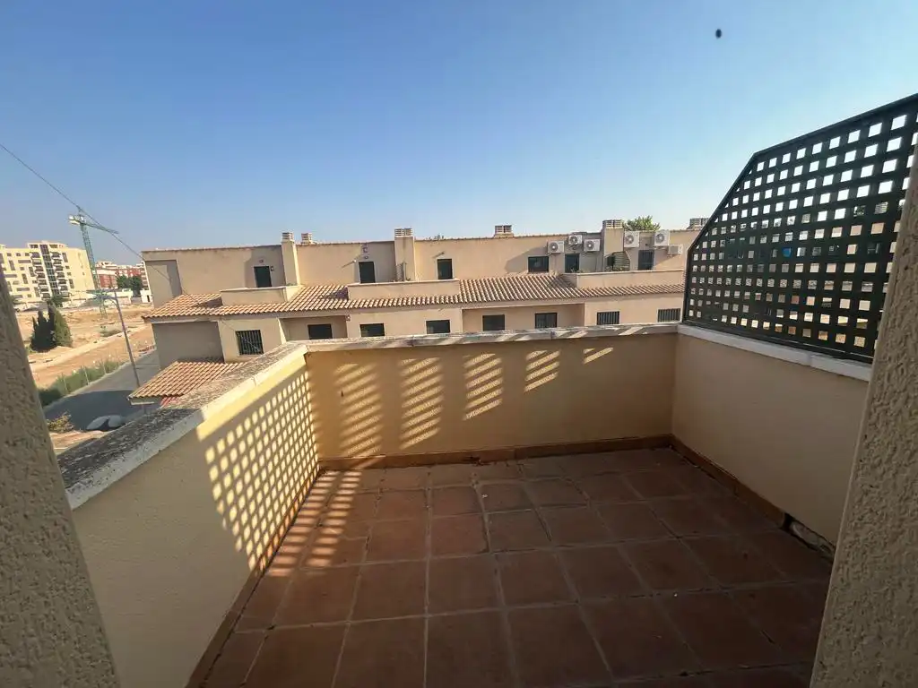 Terrassa de Casa o xalet de lloguer en Albacete amb Calefacció, Parquet i Terrassa
