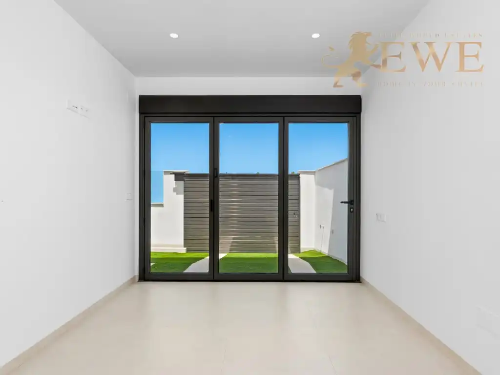 House for sale in Calle Arturo Perez Reverte, imagen 22