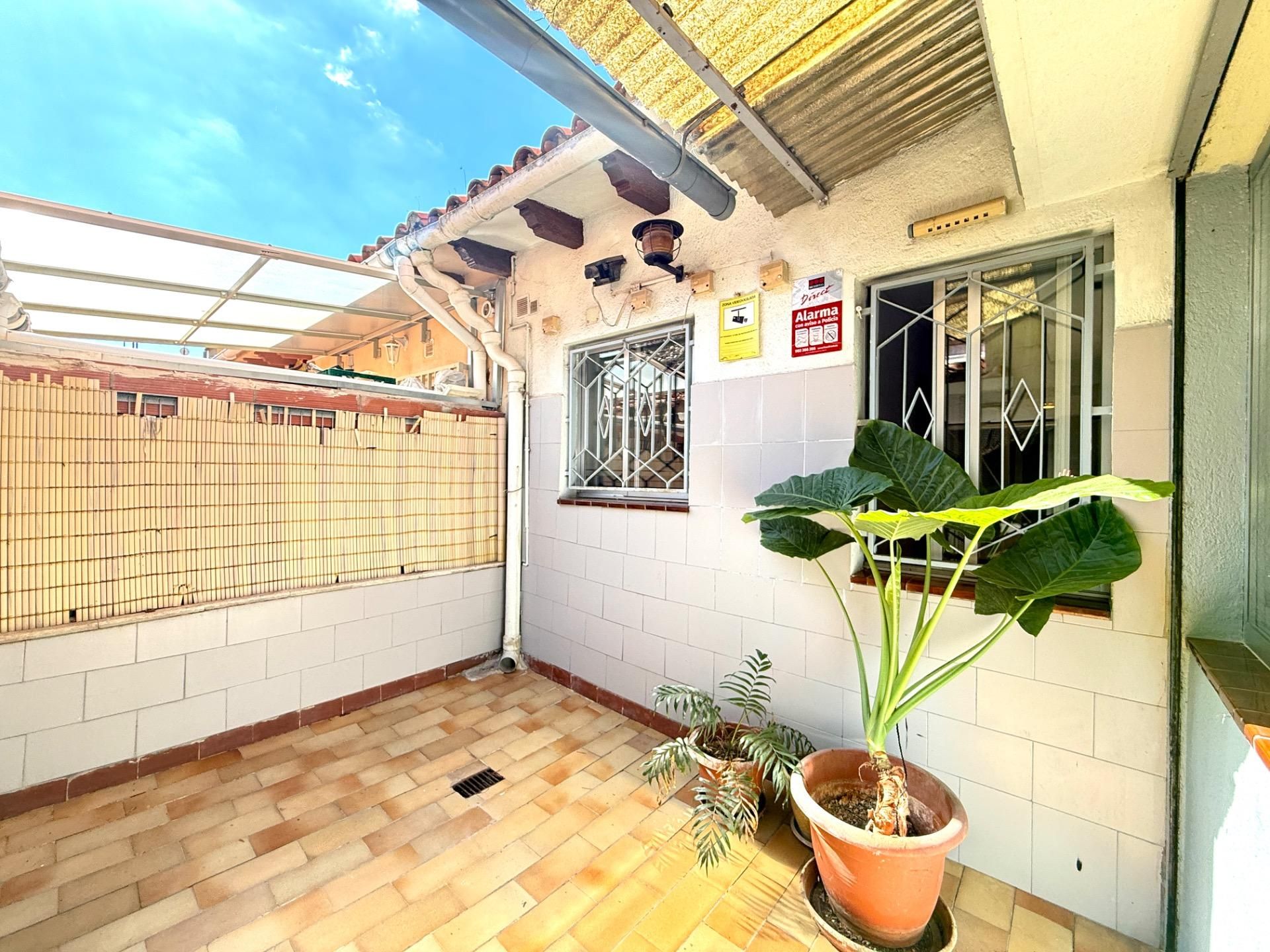 Terrasse von Einfamilien-Reihenhaus zum Verkauf in Manresa mit Heizung, Terrasse und Abstellraum