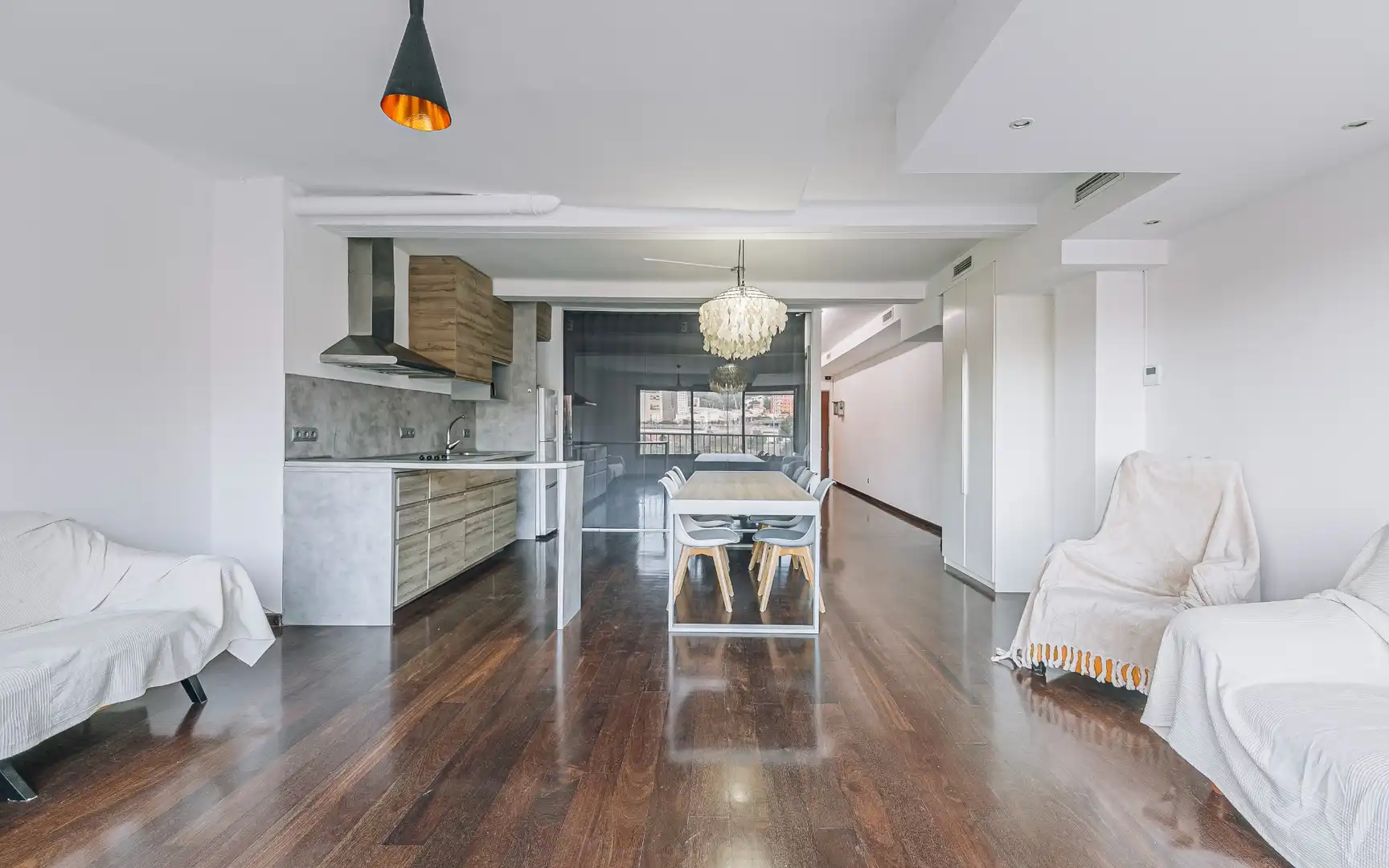 Küche von Wohnung zum Verkauf in Barcelona mit Klimaanlage, Heizung und Möbliert