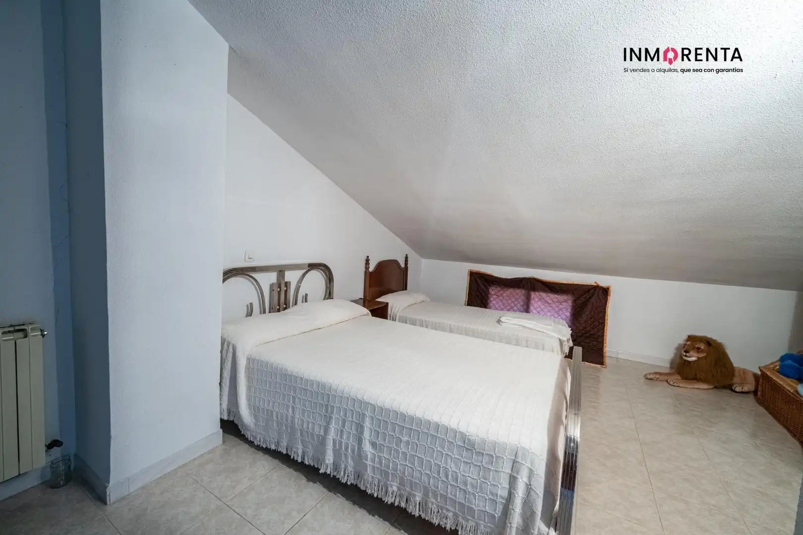 Bedroom of Houses for sale in Cadalso de los Vidrios  with Heating and Private garden