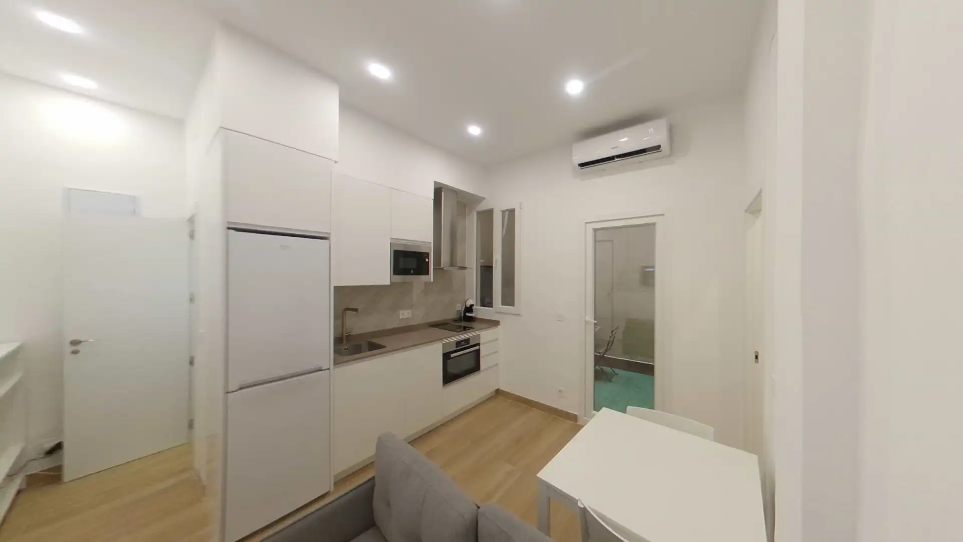 Appartamento con ascensore in affitto a Calle de José Antonio de Armona, imagen 10