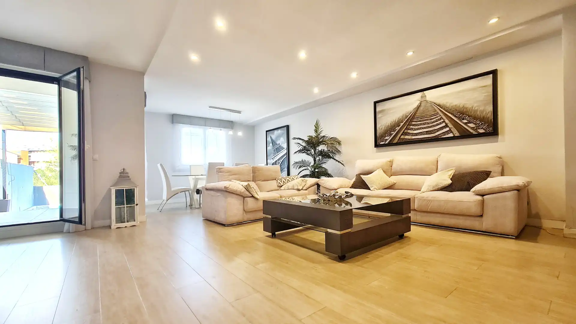 Detached homes for rent in Calle de la Navallera, Centro Comercial - Hospital