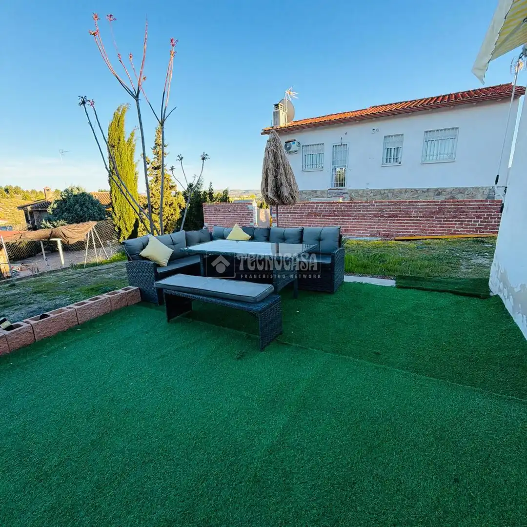 Terraza de Casa o chalet en venta en Colmenar de Oreja con Aire acondicionado, Calefacción y Jardín privado