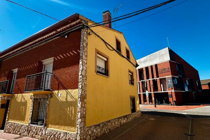 Foto 1 de Casa o xalet en venda a Calle Iglesia, 17, Zaratán, Valladolid
