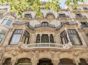 Oficina amb ascensor de lloguer a Eixample