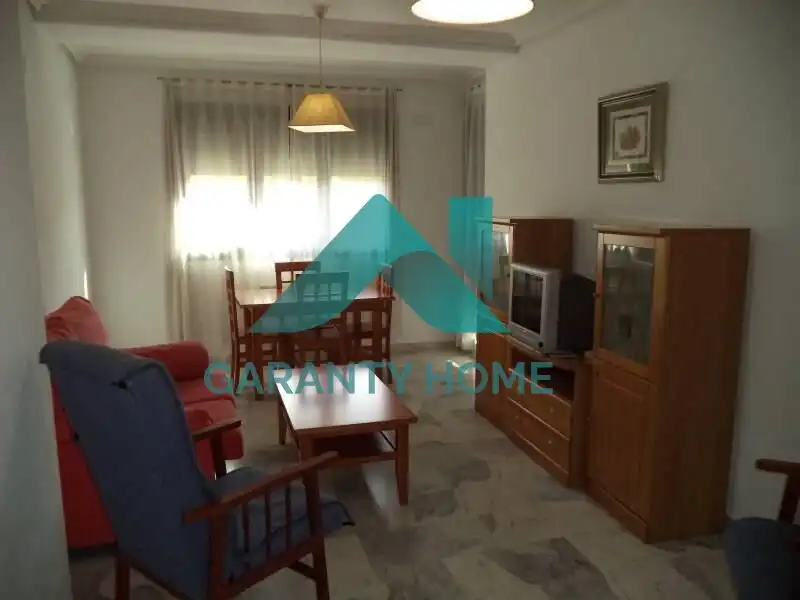 Sala de estar de Apartamento de alquiler en Cáceres con Aire acondicionado, Calefacción y Terraza