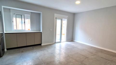 Photo 4 of Flat to rent in Calle de Poggi Borsotto, 7, Buenavista - Chapatal, Santa Cruz de Tenerife