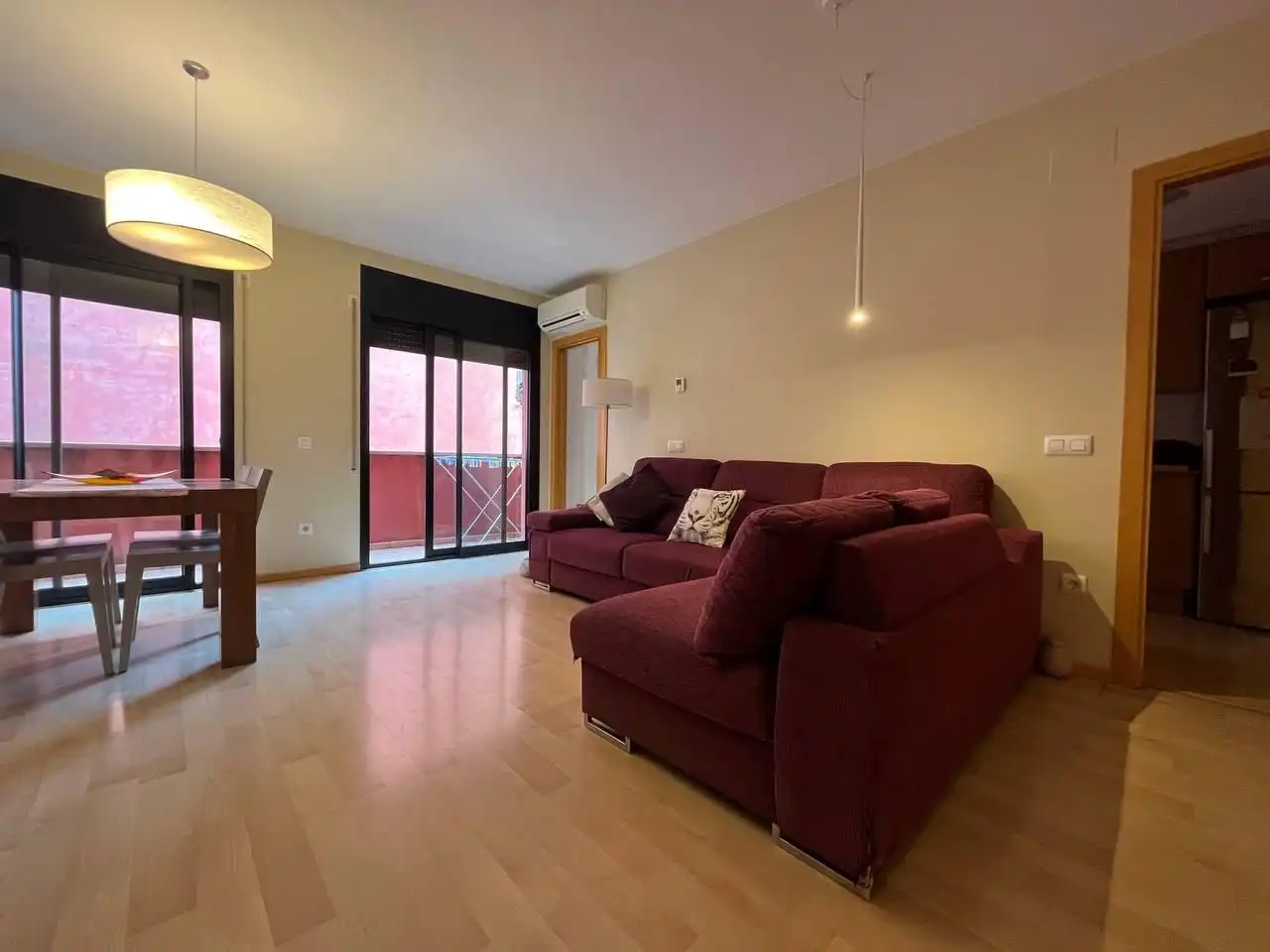 Living room of Flat for sale in Figueres
