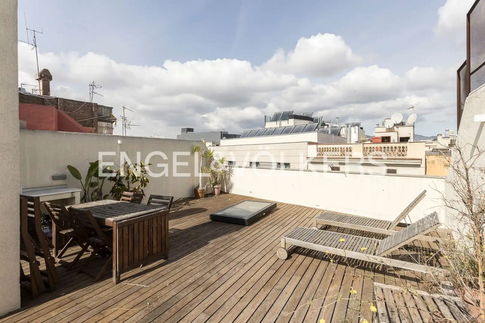 Terraza de Piso en venta en Barcelona con Calefacción, Jardín privado y Parquet
