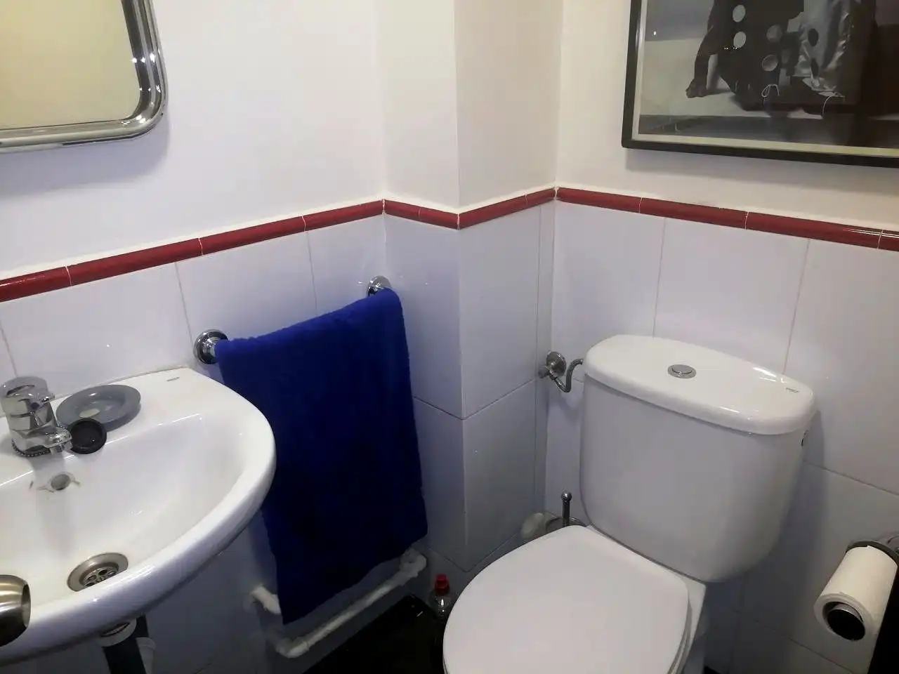 Bathroom of Office for sale in Madrid  with Air Conditioner and Heating