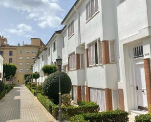 Vista exterior de Casa o xalet en venda en Jerez de la Frontera amb Aire condicionat, Terrassa i Traster