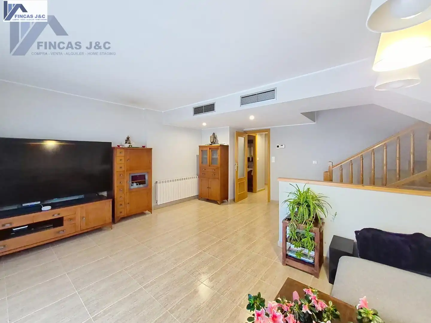 Casa adosada en venta en Zaragoza con Aire acondicionado, Calefacción y Jardín privado