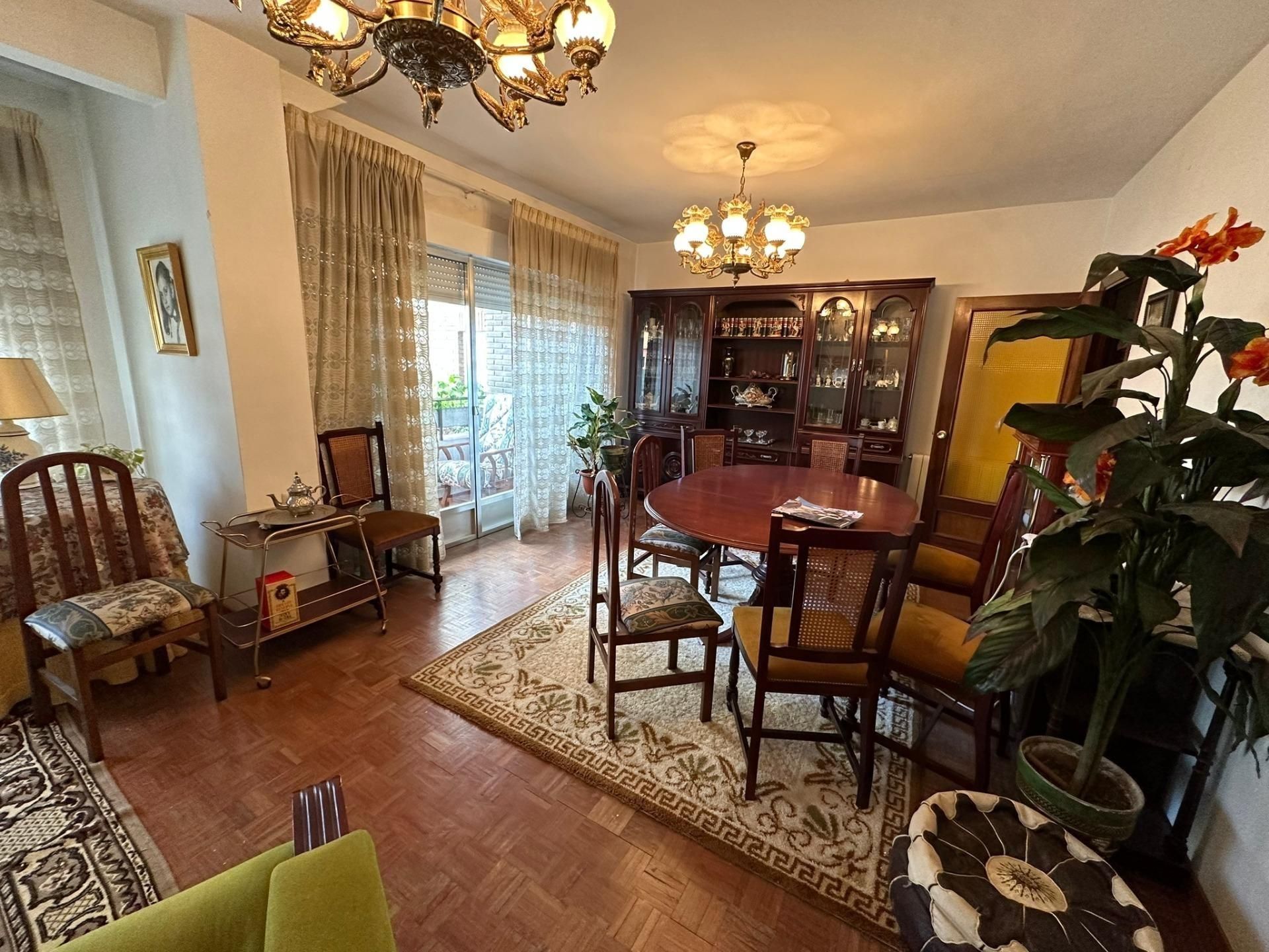 Dining room of Flat for sale in Badajoz Capital  with Parquet flooring and Storage room