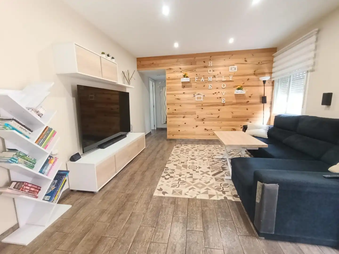 Sala de estar de Casa o chalet en venta en Chiclana de la Frontera con Jardín privado, Terraza y Piscina
