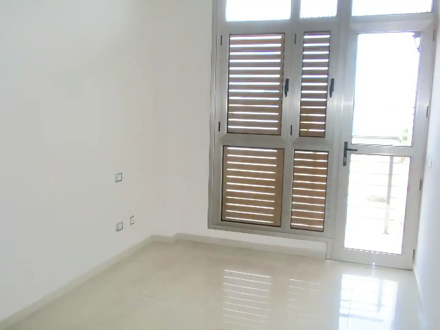 Habitación de Piso de alquiler en Las Palmas de Gran Canaria con Horno, Lavadora y Balcón