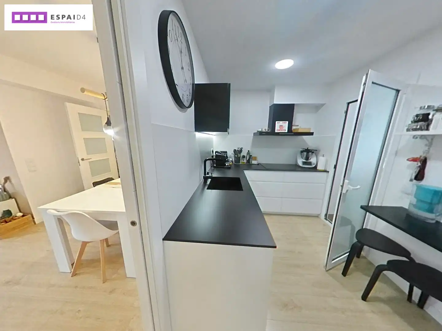 Flat with terrace for sale in Carrer de Sant Salvador, imagen 6