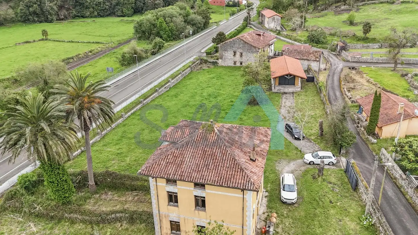 Casa o chalet en venta en Llanes con Calefacción, Jardín privado y Parquet