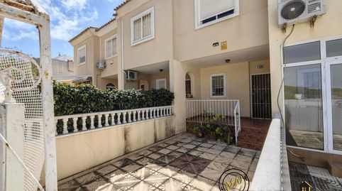Foto 2 de Casa adosada en venta en Calle la Serviola, 1, El Moncayo - El Pòrtic, Guardamar del Segura
