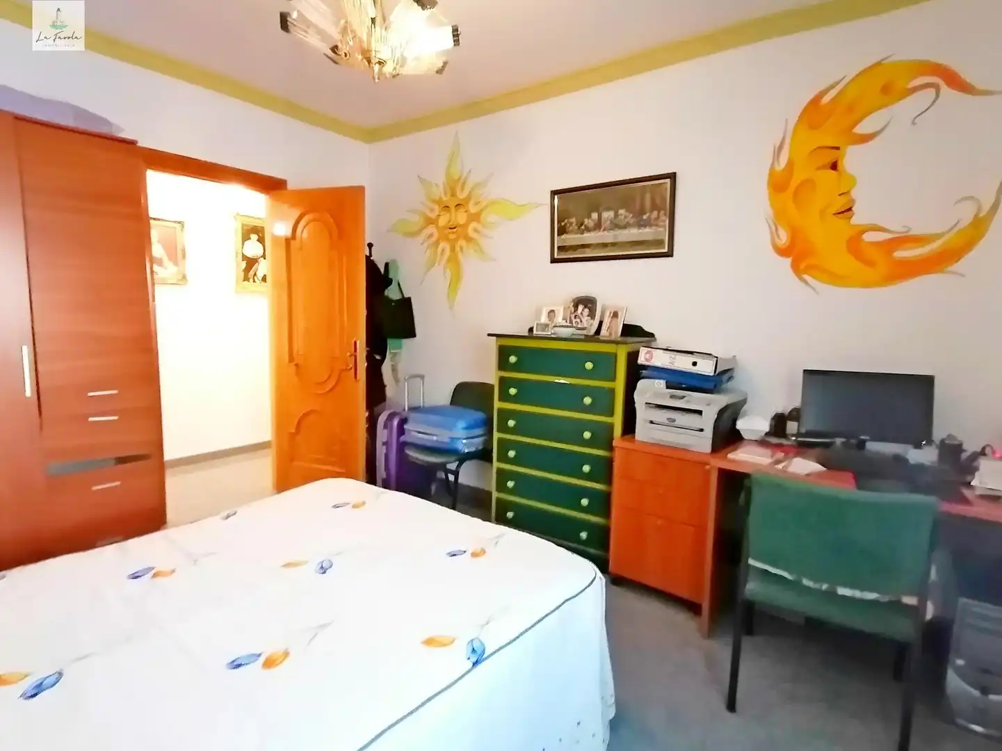 Dormitori de Casa o xalet en venda en Loja amb Jardí privat, Terrassa i Traster