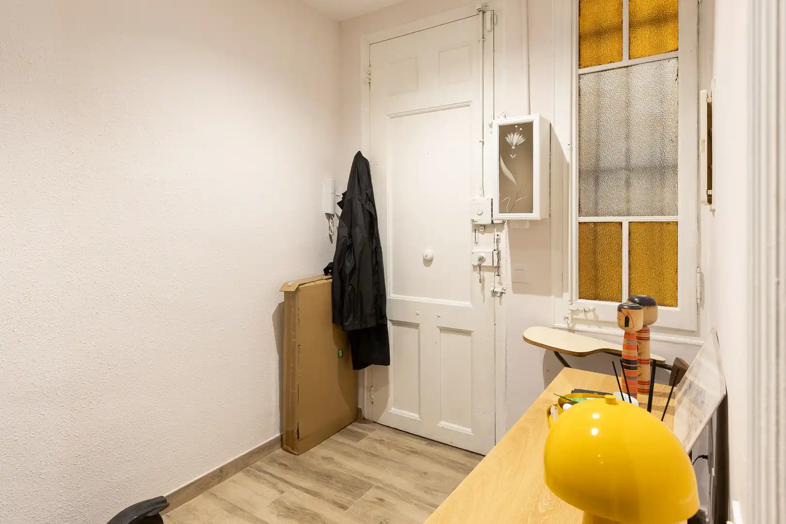 Wohnung zum Verkauf in Barcelona mit Balkon