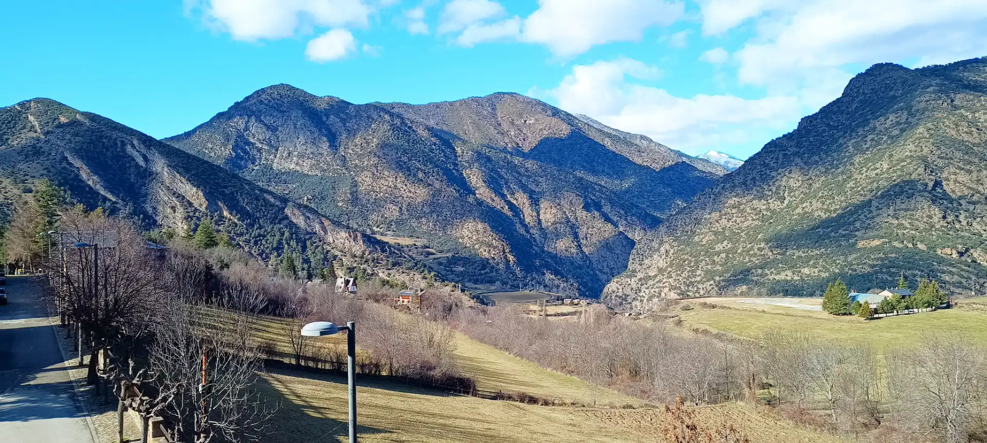 Vista exterior de Piso en venta en Tírvia con Amueblado