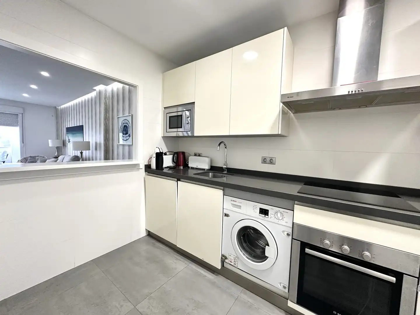 Kitchen of Ground floor for sale in Marbella  with Air Conditioner, Terrace and Internet